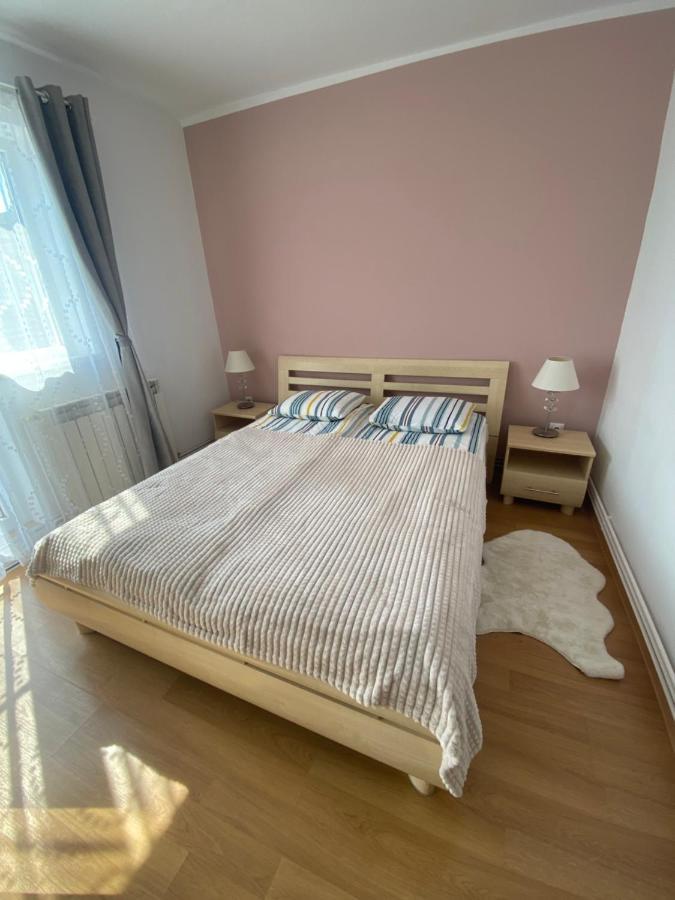 Апартаменти Sendy Apartman 2 Сфинту-Ґеорґе Екстер'єр фото